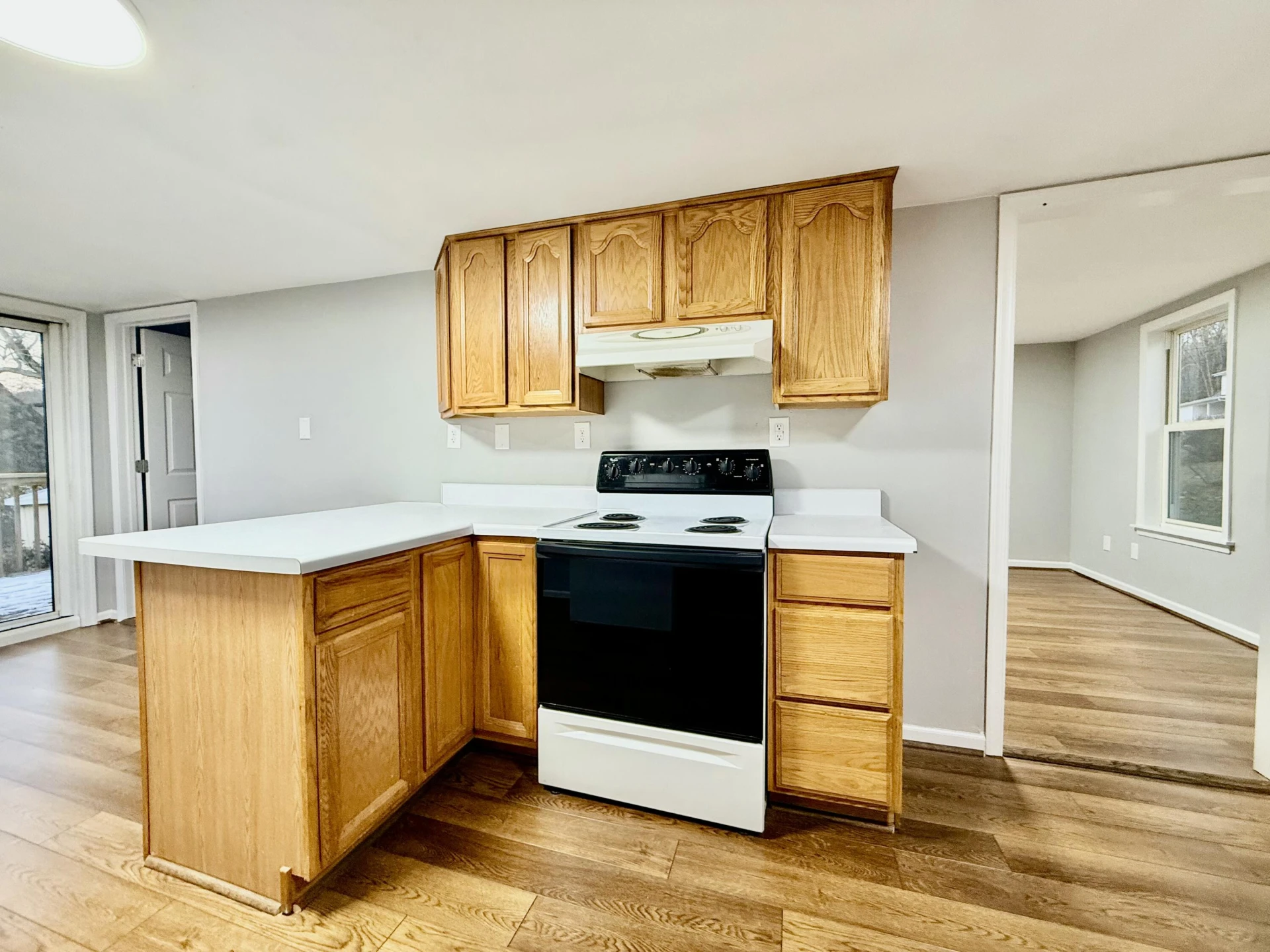 3715 Sandlewood RD - Photo 5