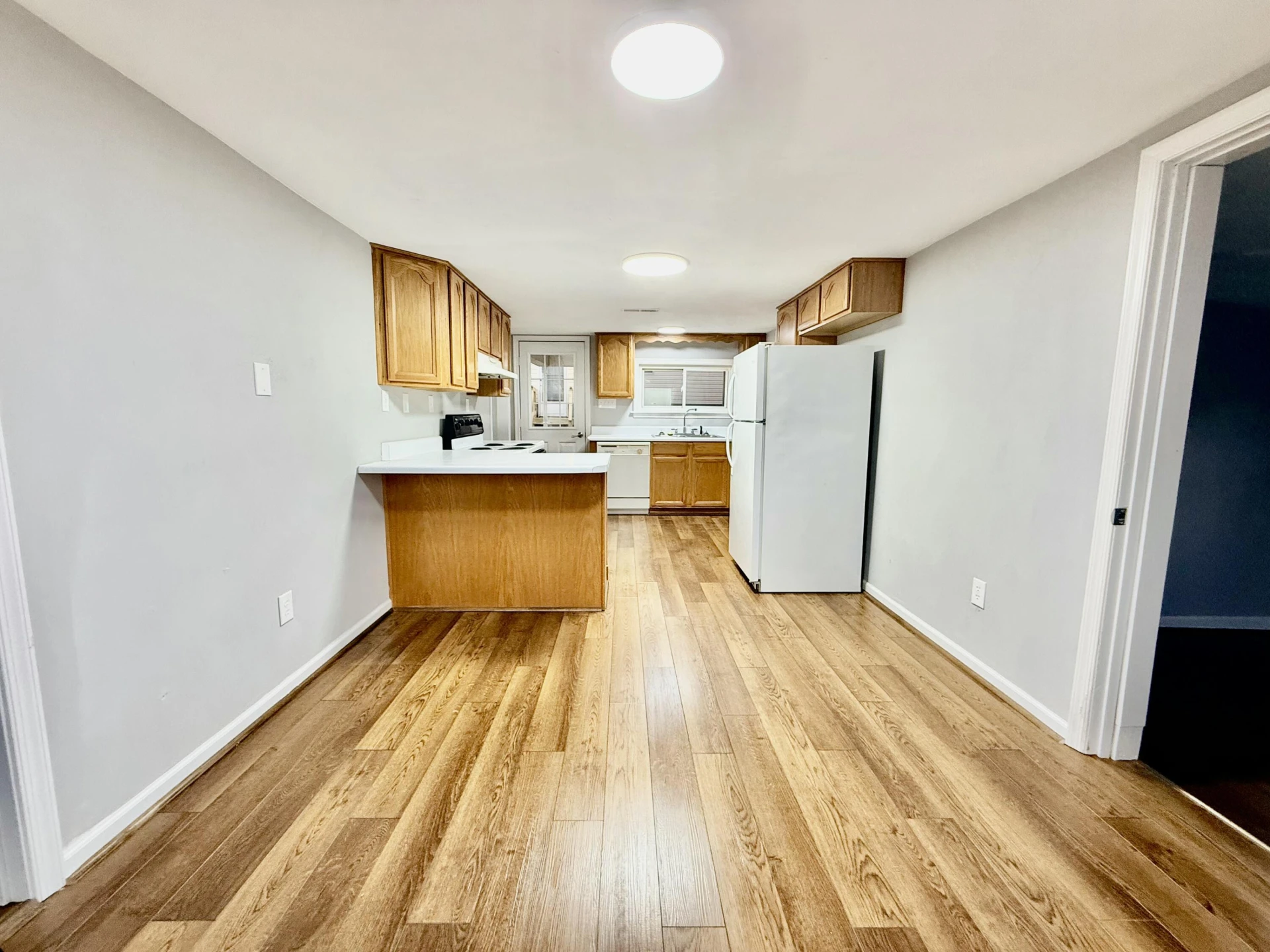 3715 Sandlewood RD - Photo 8
