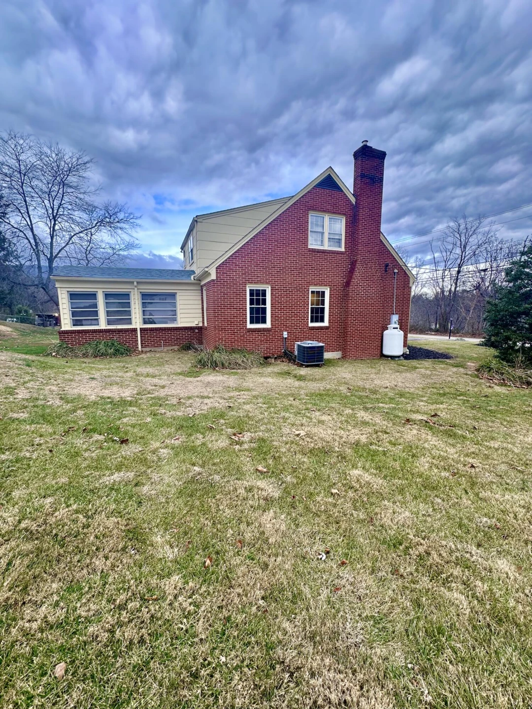 2714 Jackson River RD - Photo 4