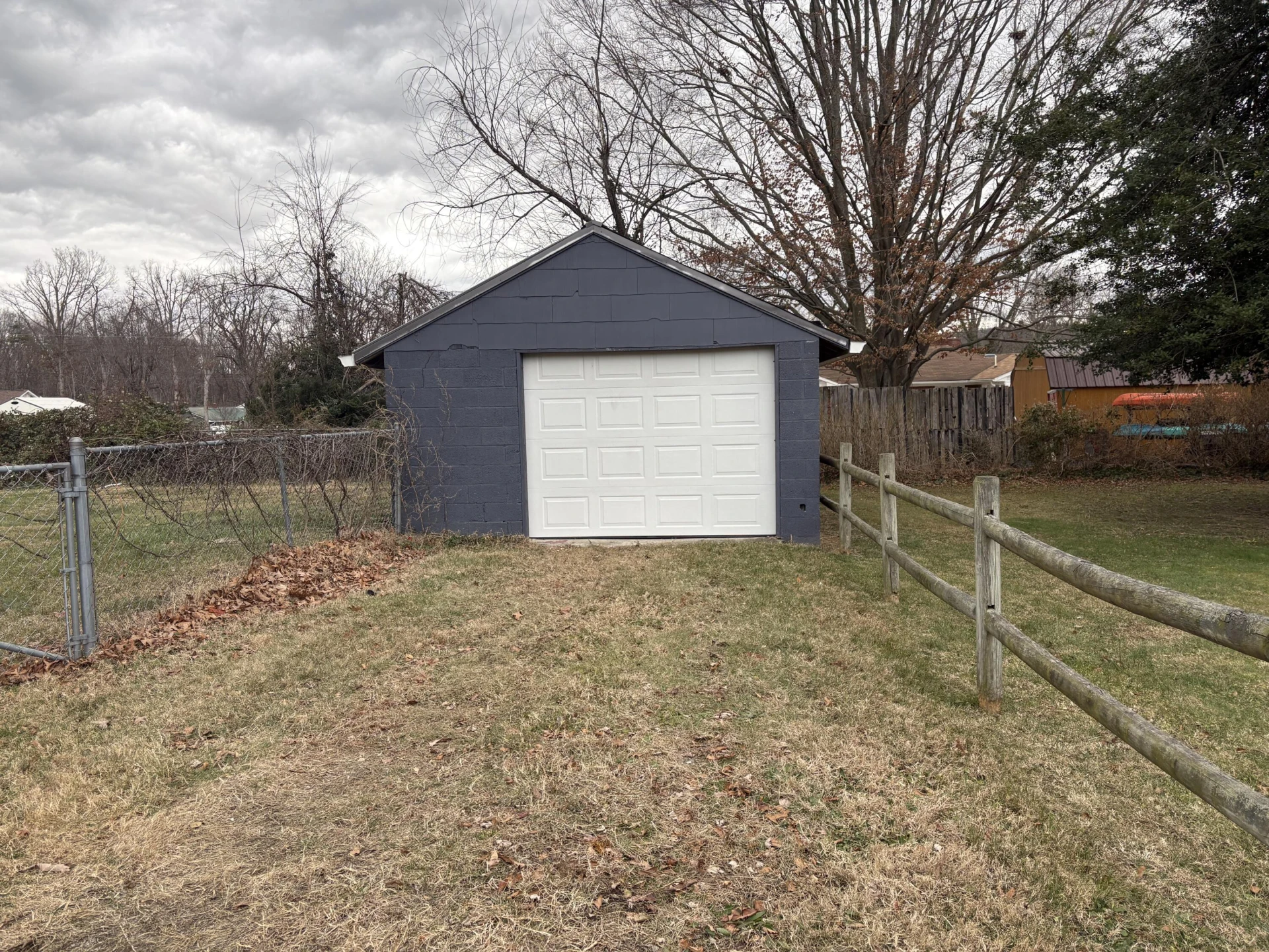1132 Jefferson AVE - Photo 14
