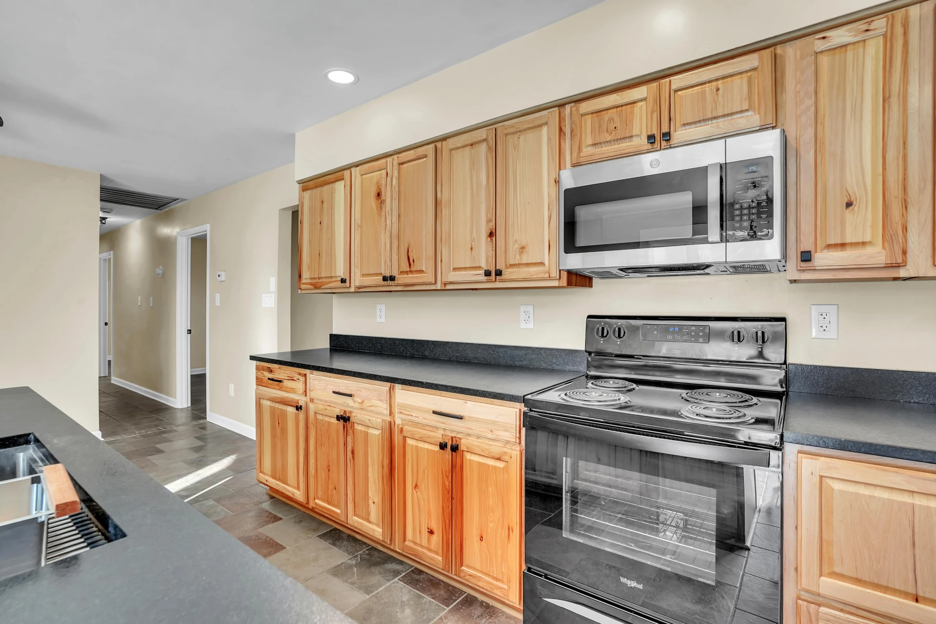 7923 Poor Mountain RD - Photo 17