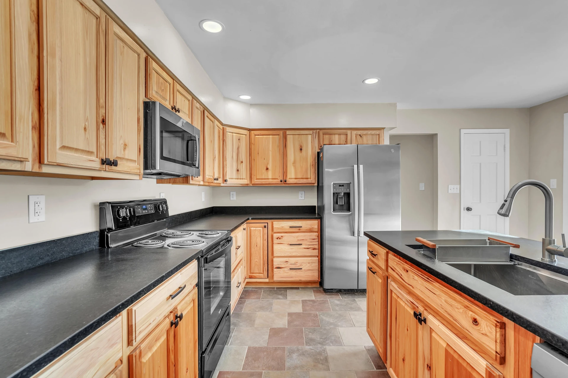7923 Poor Mountain RD - Photo 18