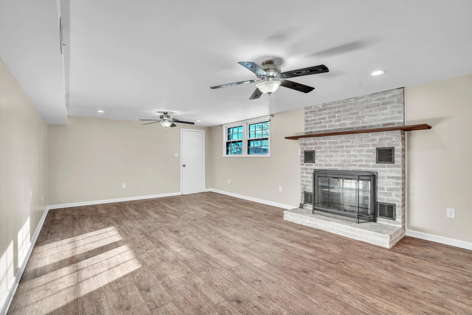 7923 Poor Mountain RD - Photo 36