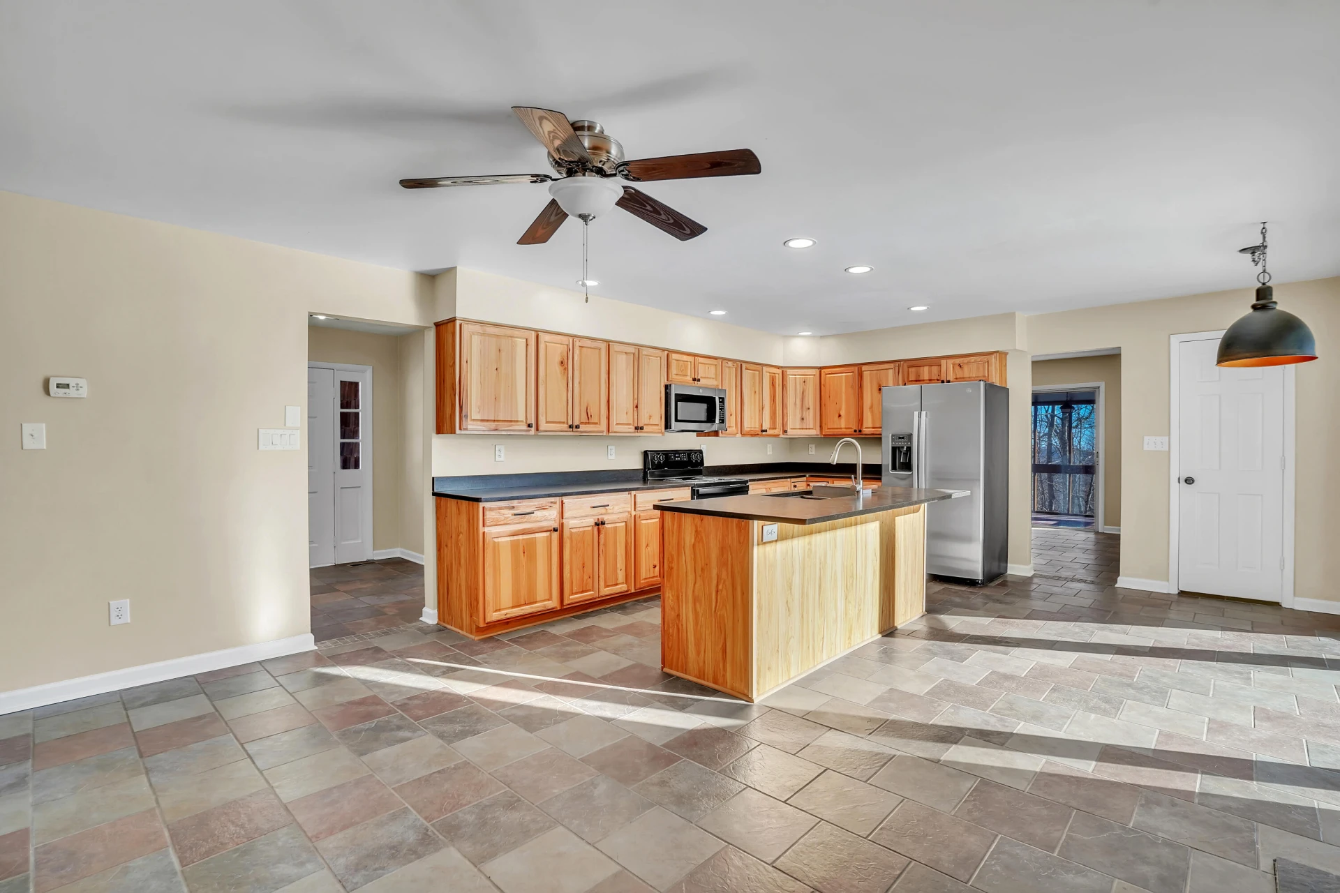 7923 Poor Mountain RD - Photo 15