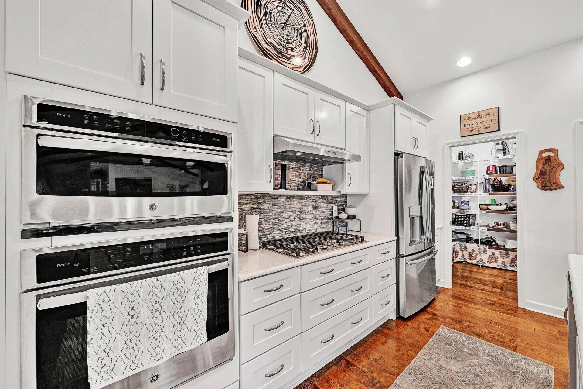 689 Ambler LN - Photo 25