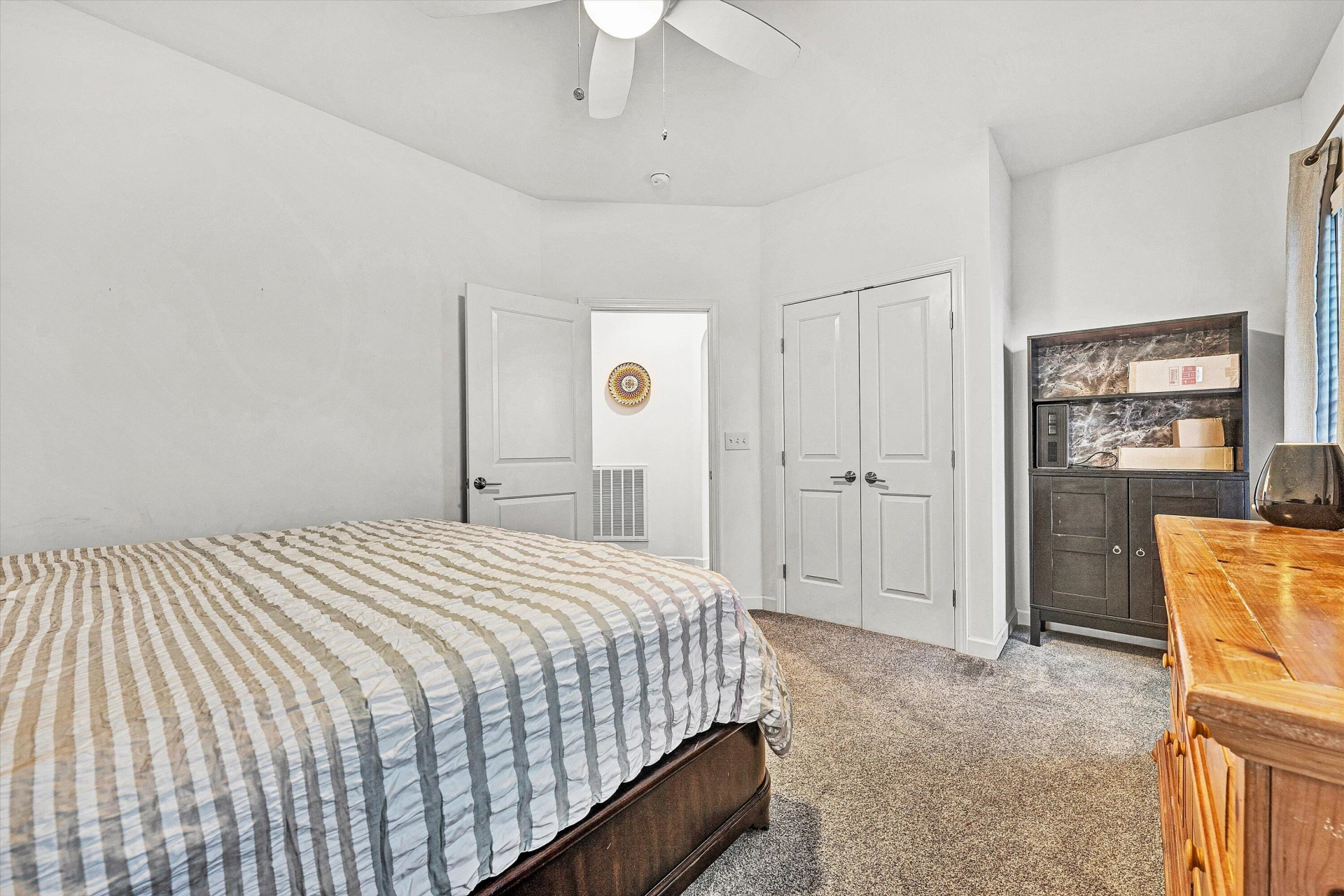 689 Ambler LN - Photo 31