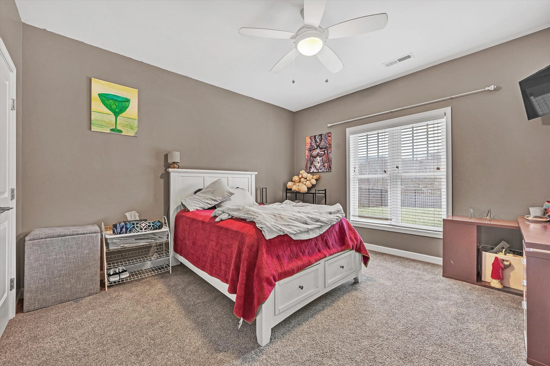 689 Ambler LN - Photo 33