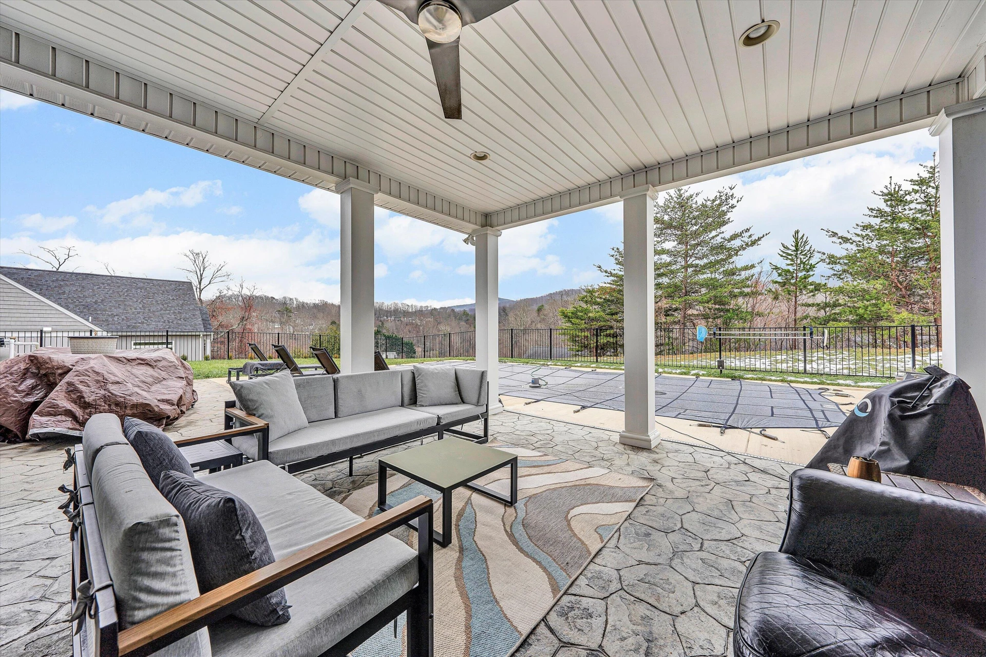 689 Ambler LN - Photo 45