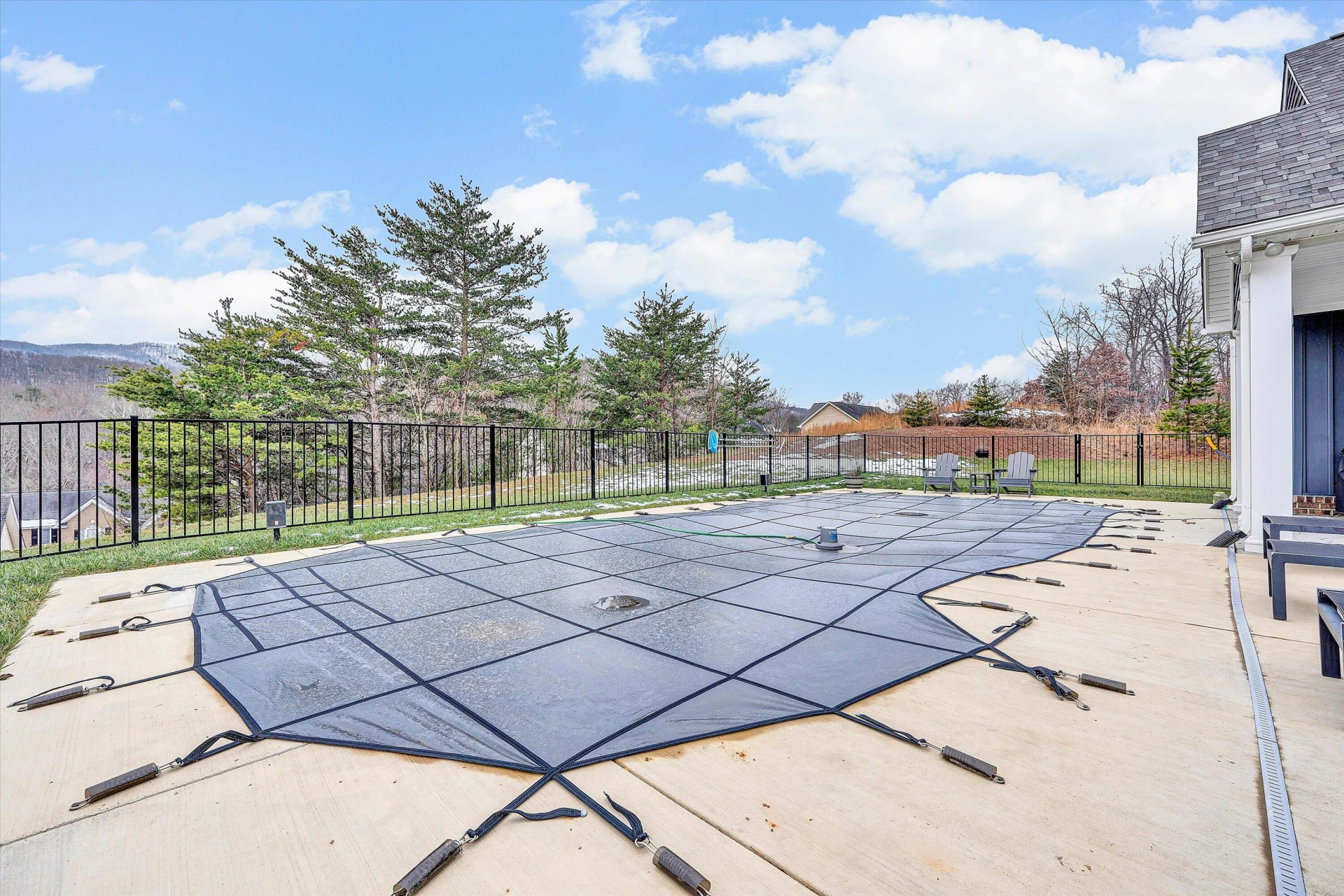 689 Ambler LN - Photo 53