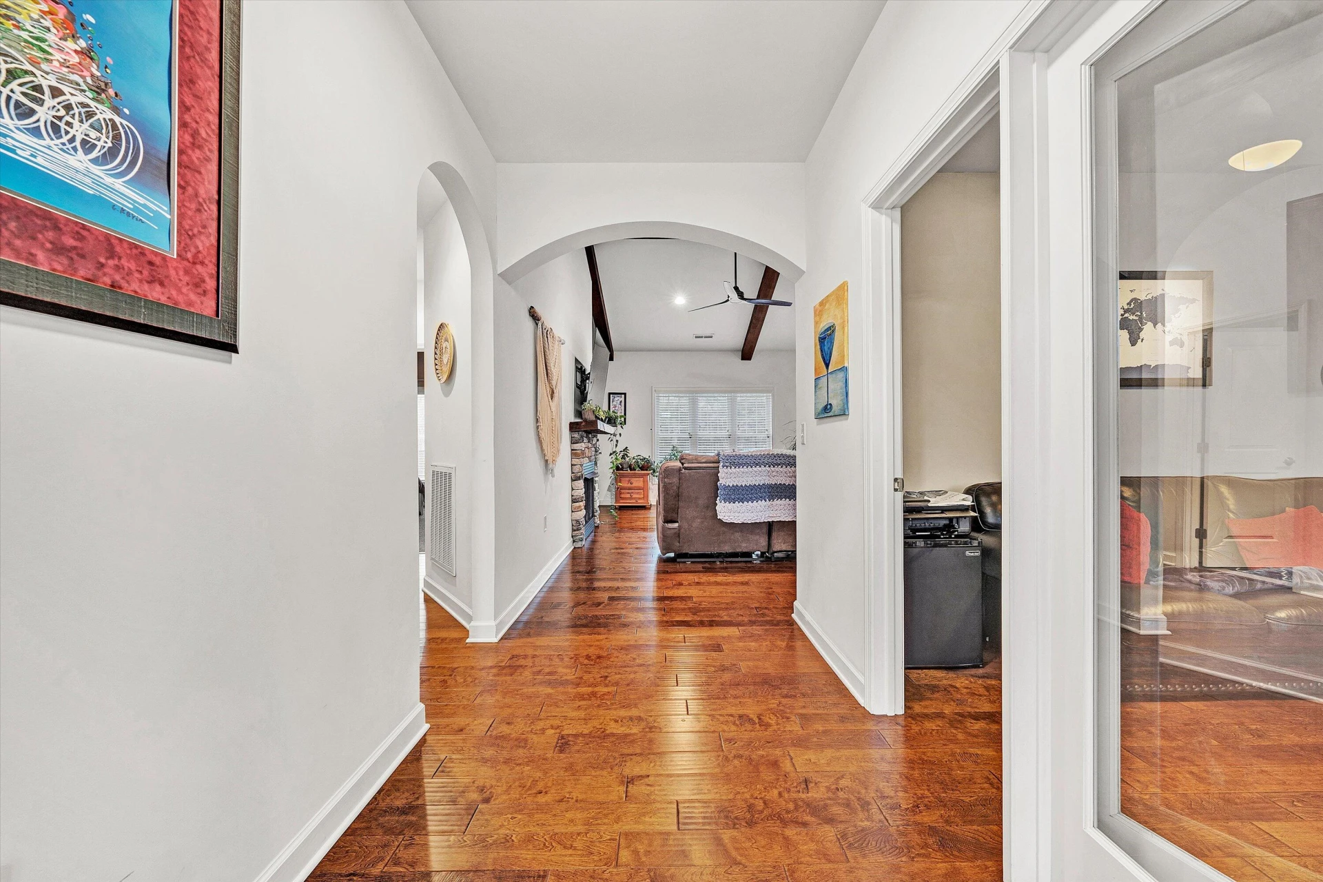 689 Ambler LN - Photo 9
