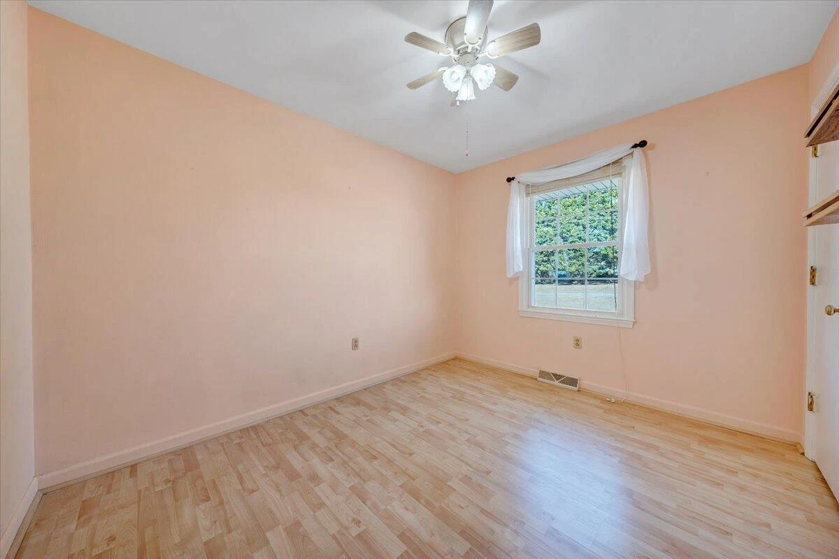 303 Farmer LN - Photo 25