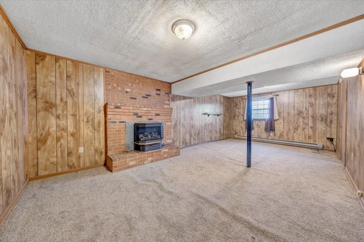 303 Farmer LN - Photo 29