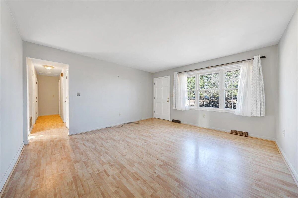 303 Farmer LN - Photo 13