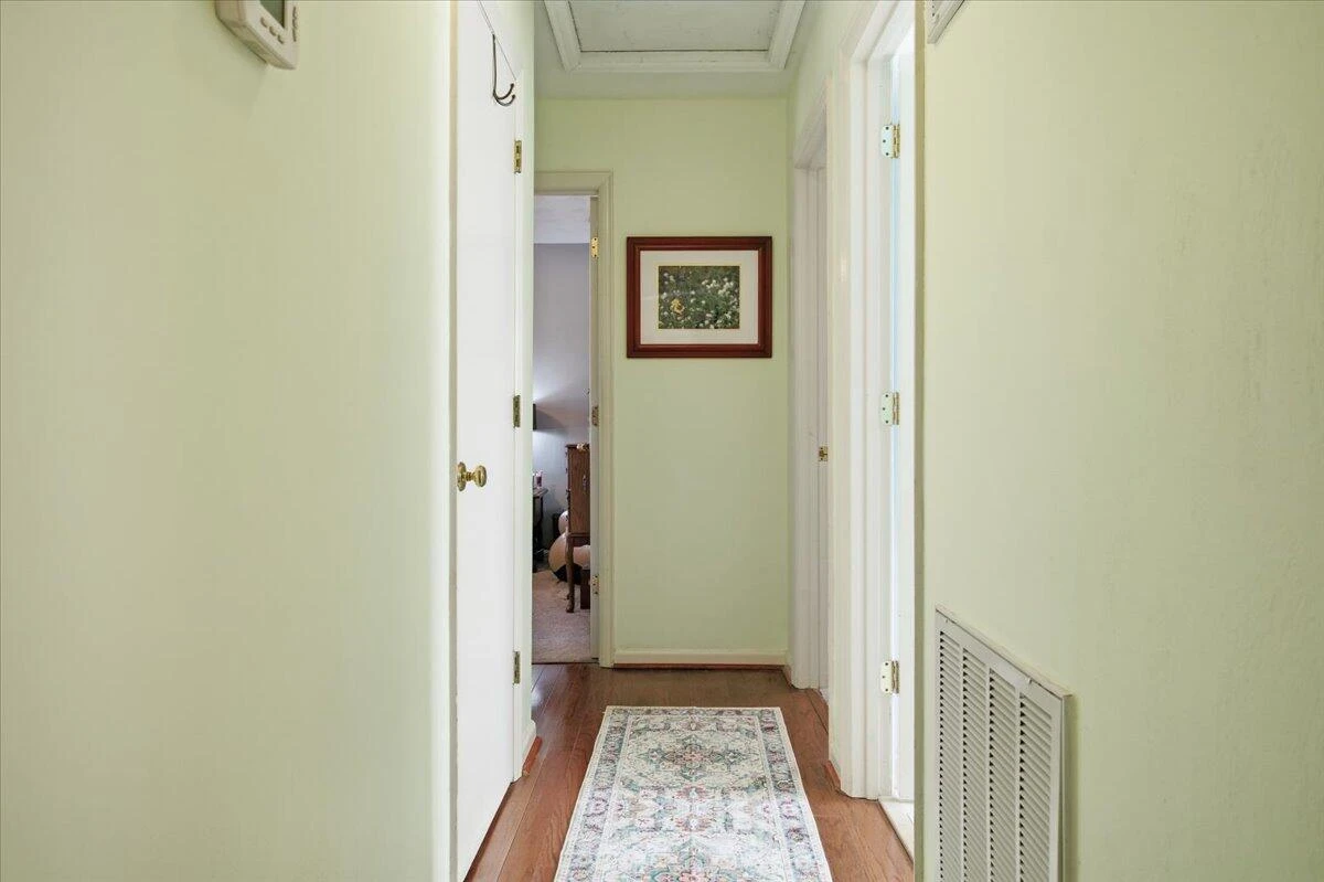 716 Page ST - Photo 20