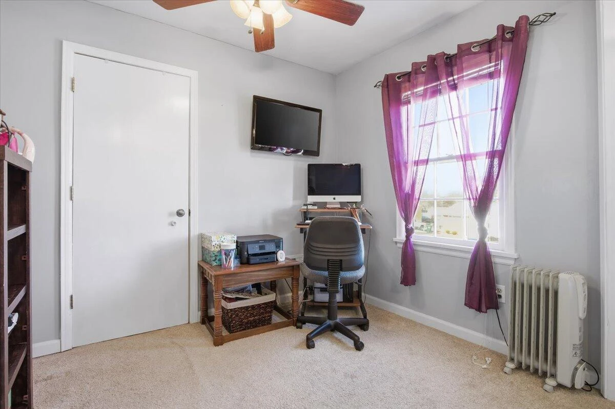 716 Page ST - Photo 27