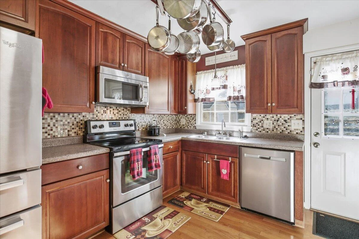 716 Page ST - Photo 6