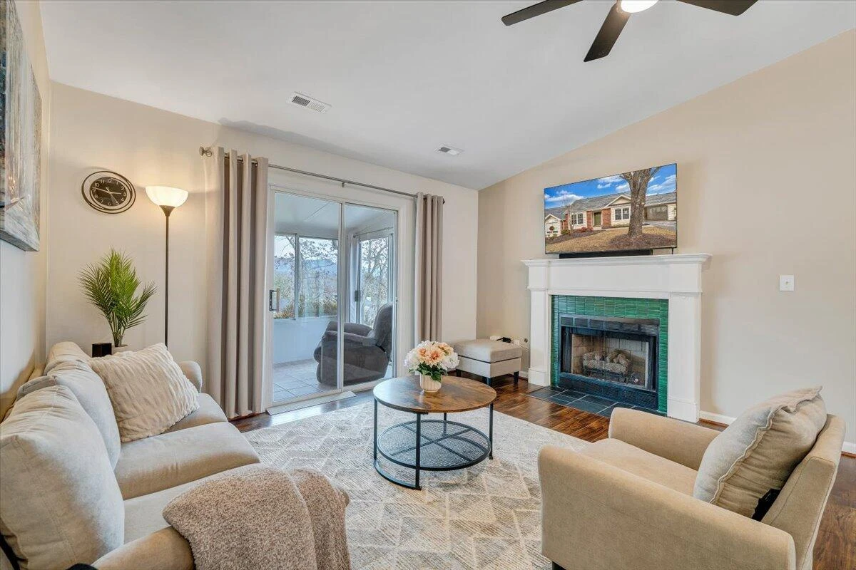 6936 Scotch Pine LN - Photo 20