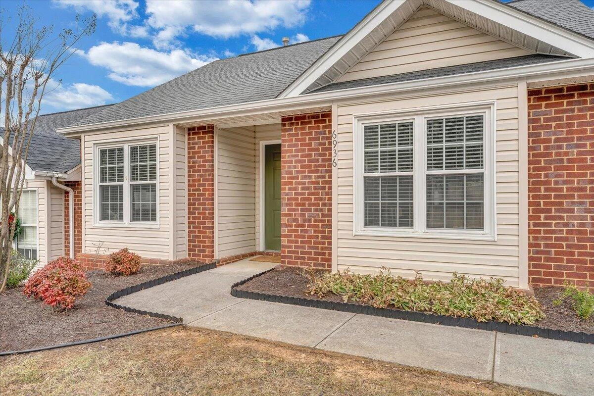 6936 Scotch Pine LN - Photo 4