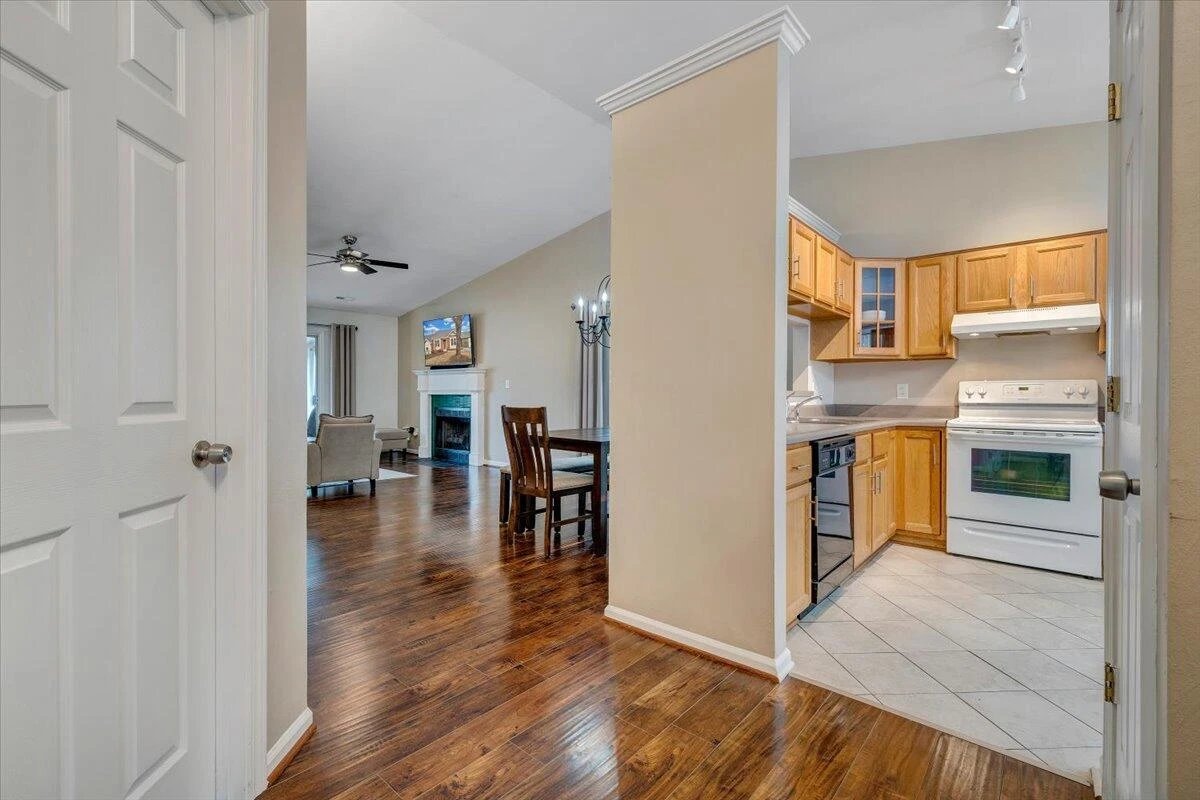 6936 Scotch Pine LN - Photo 5