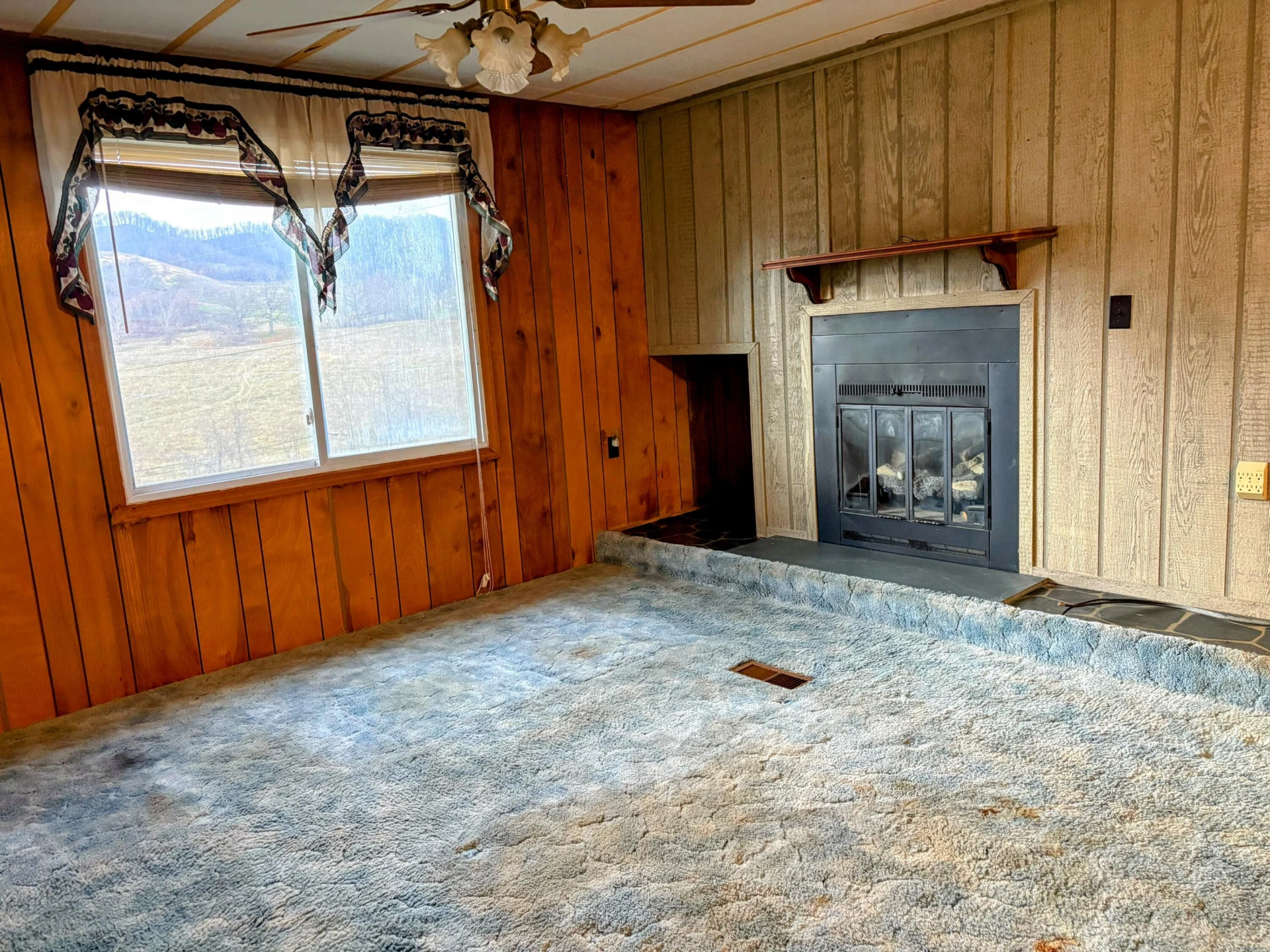 6701 Valley View DR - Photo 6