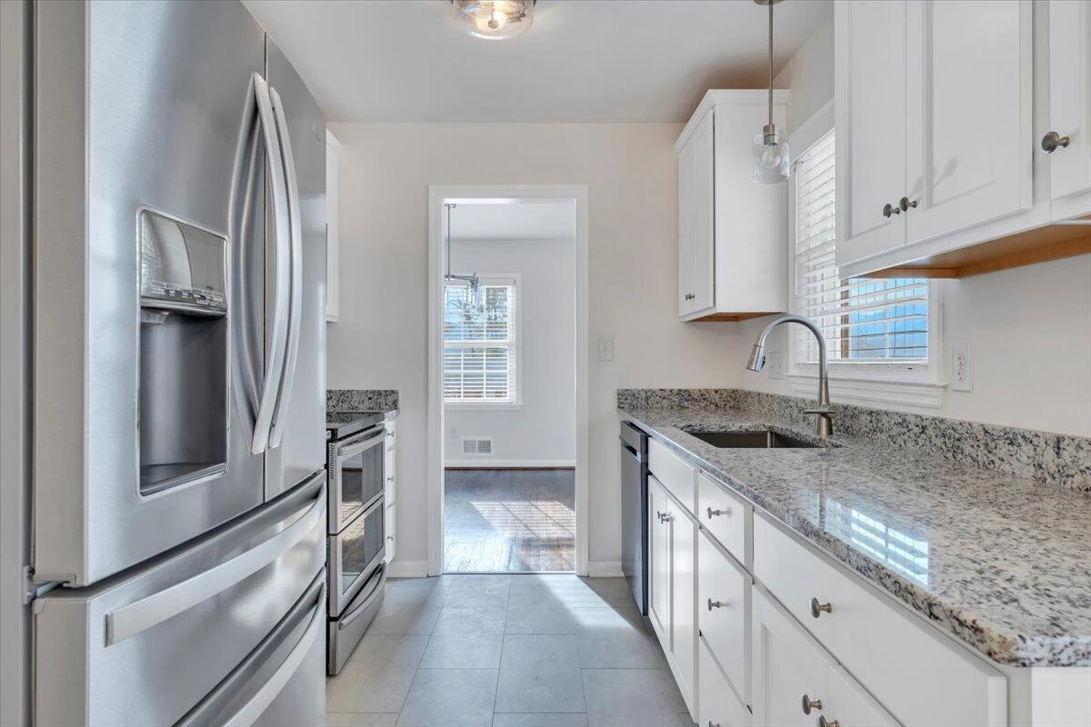 453 Howard DR - Photo 23