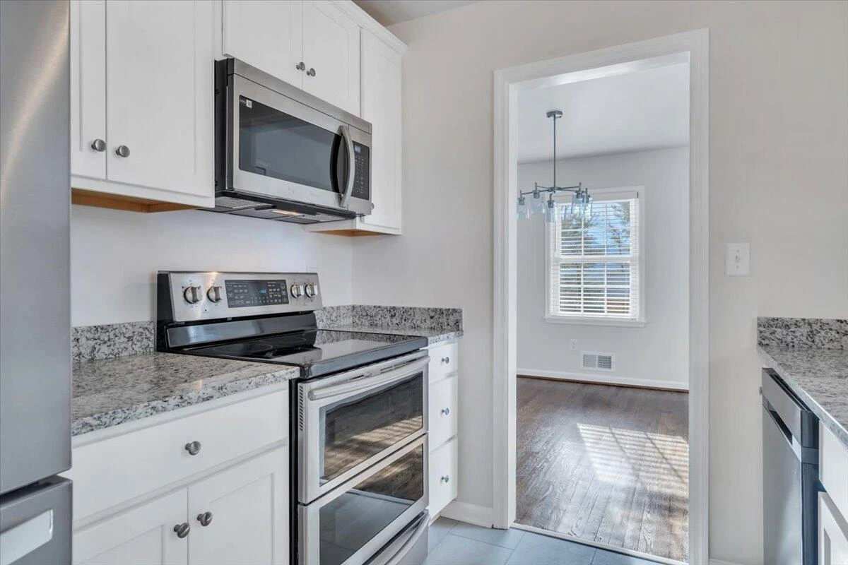 453 Howard DR - Photo 24