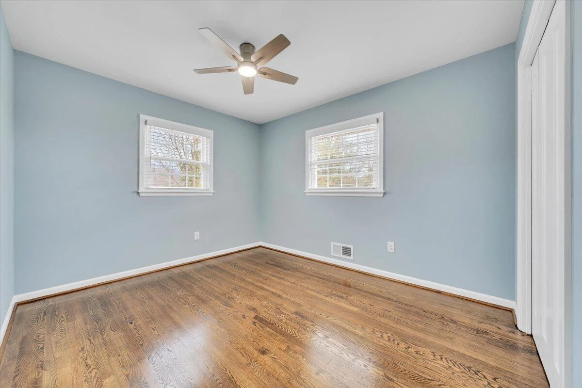 453 Howard DR - Photo 29
