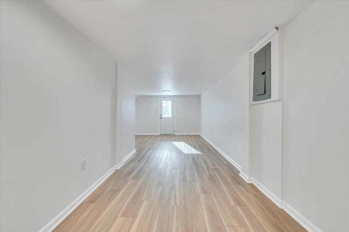 453 Howard DR - Photo 35