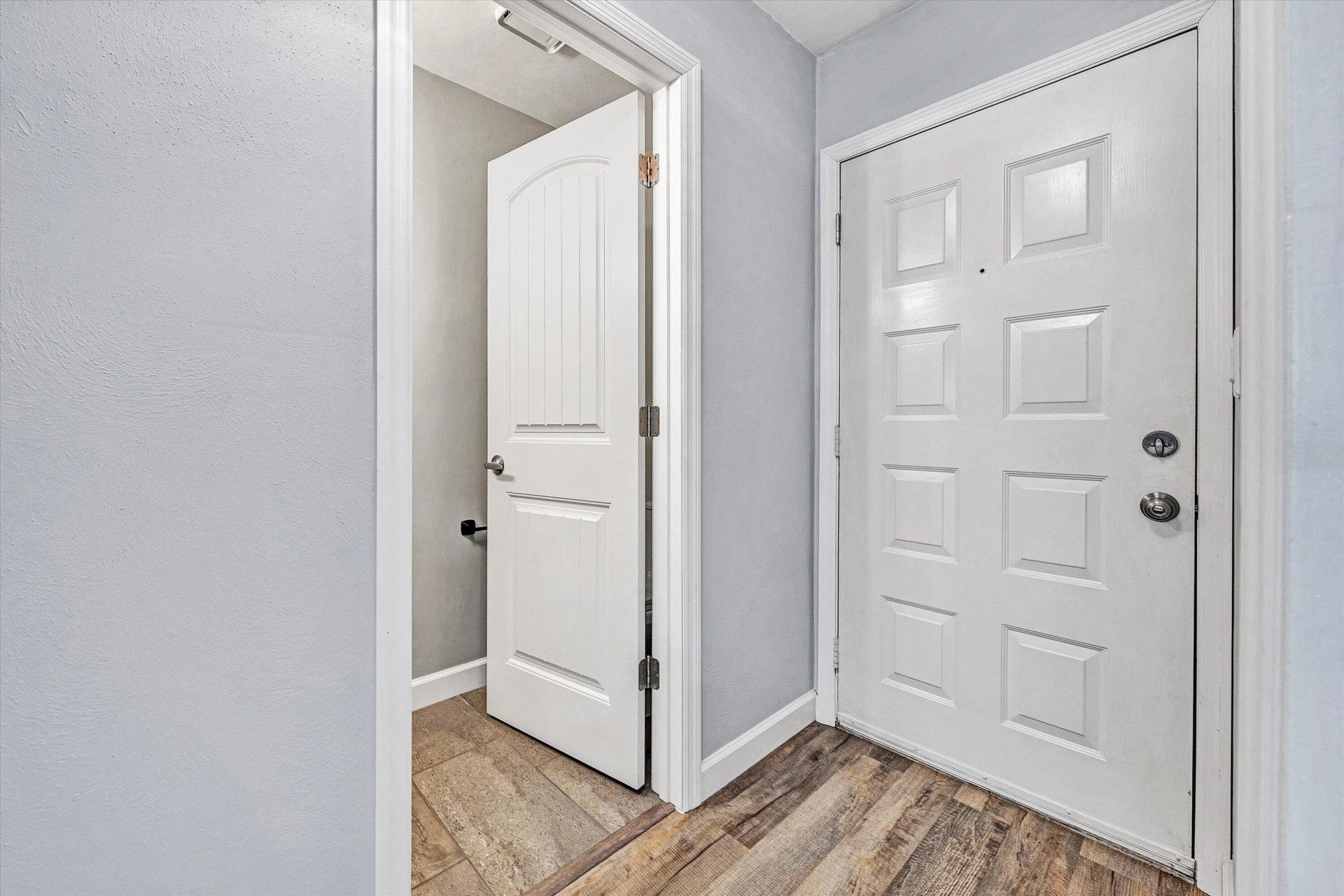 7122 Woods Crossing DR - Photo 6