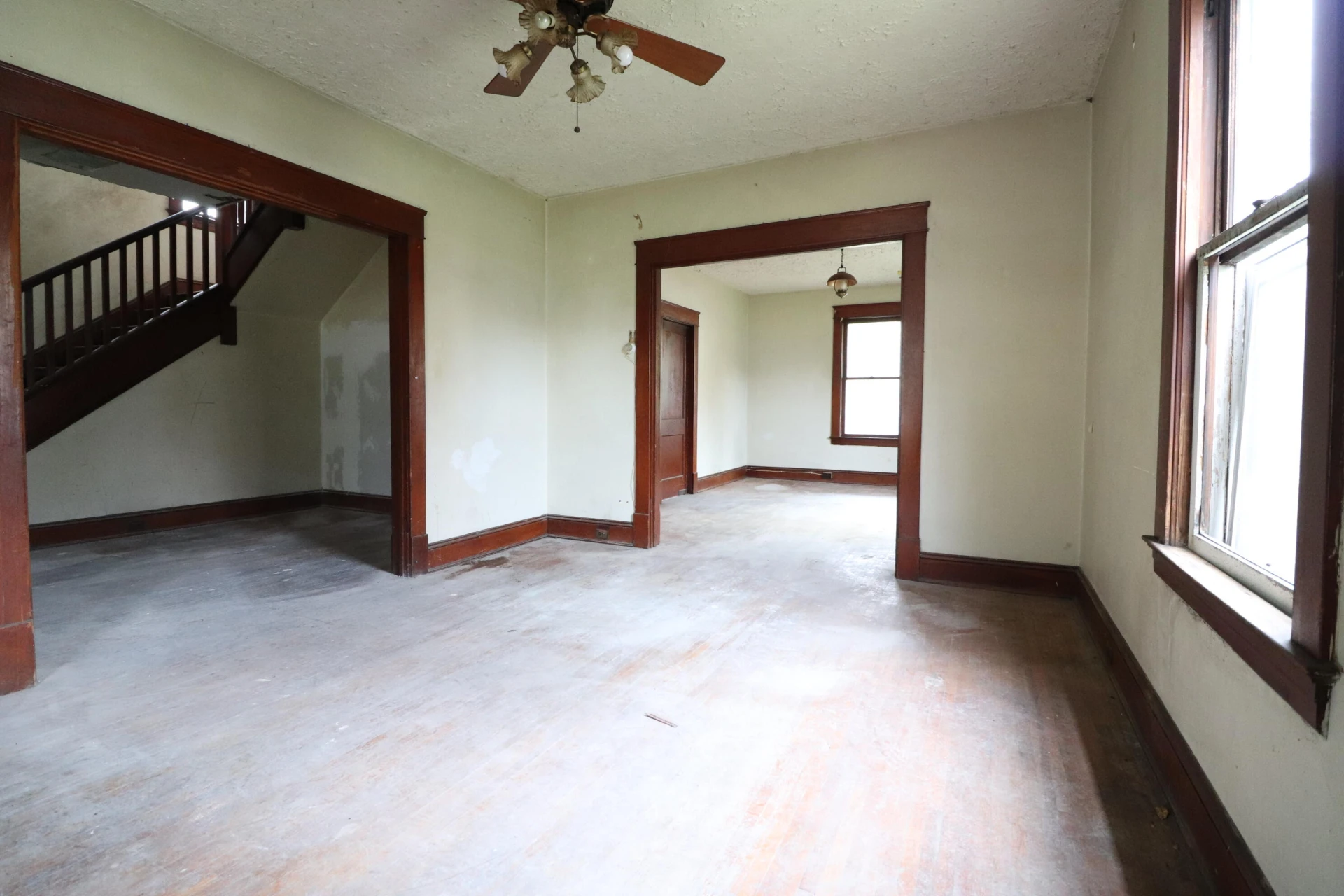 113 W Pine ST - Photo 3
