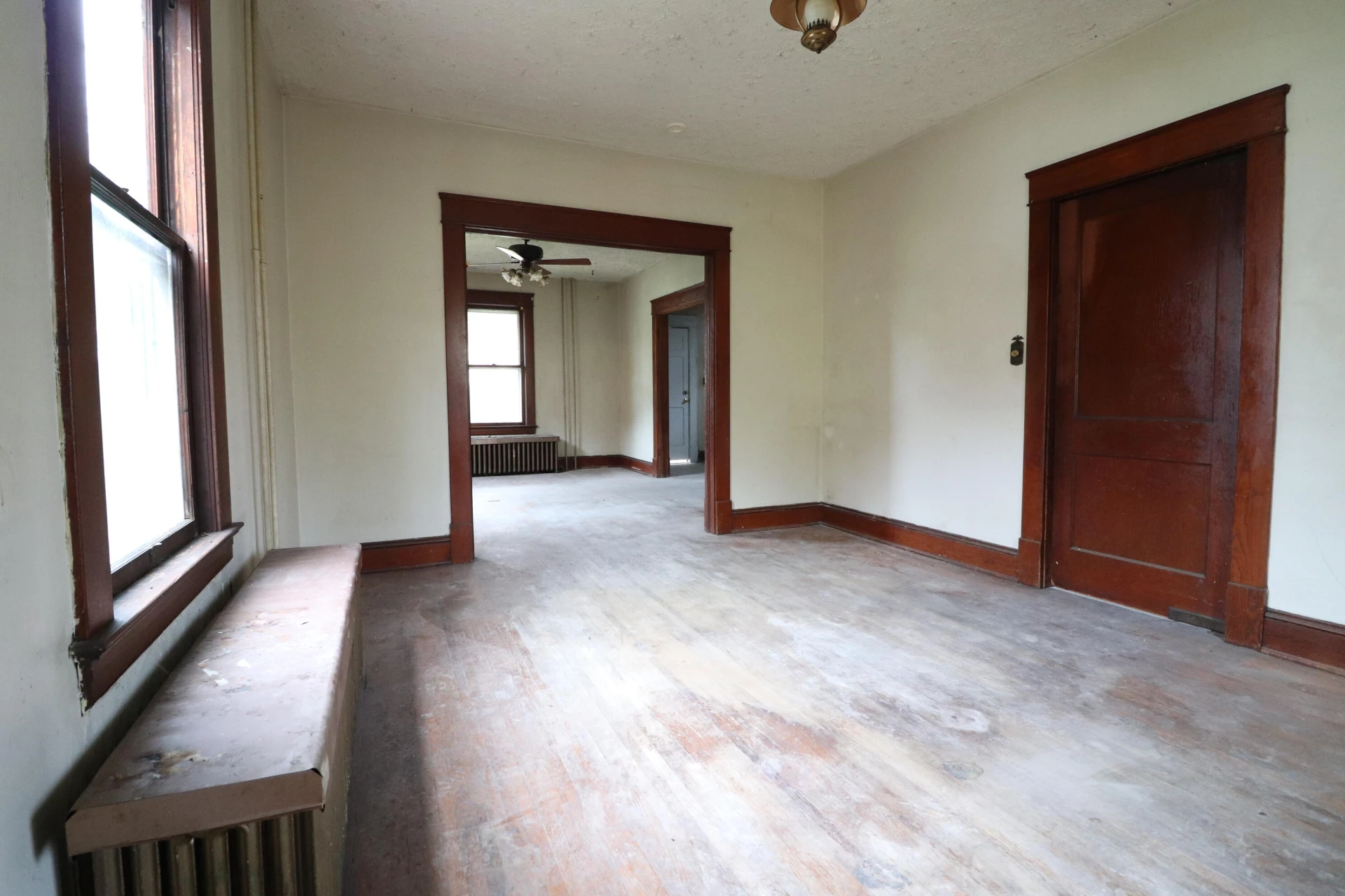 113 W Pine ST - Photo 4