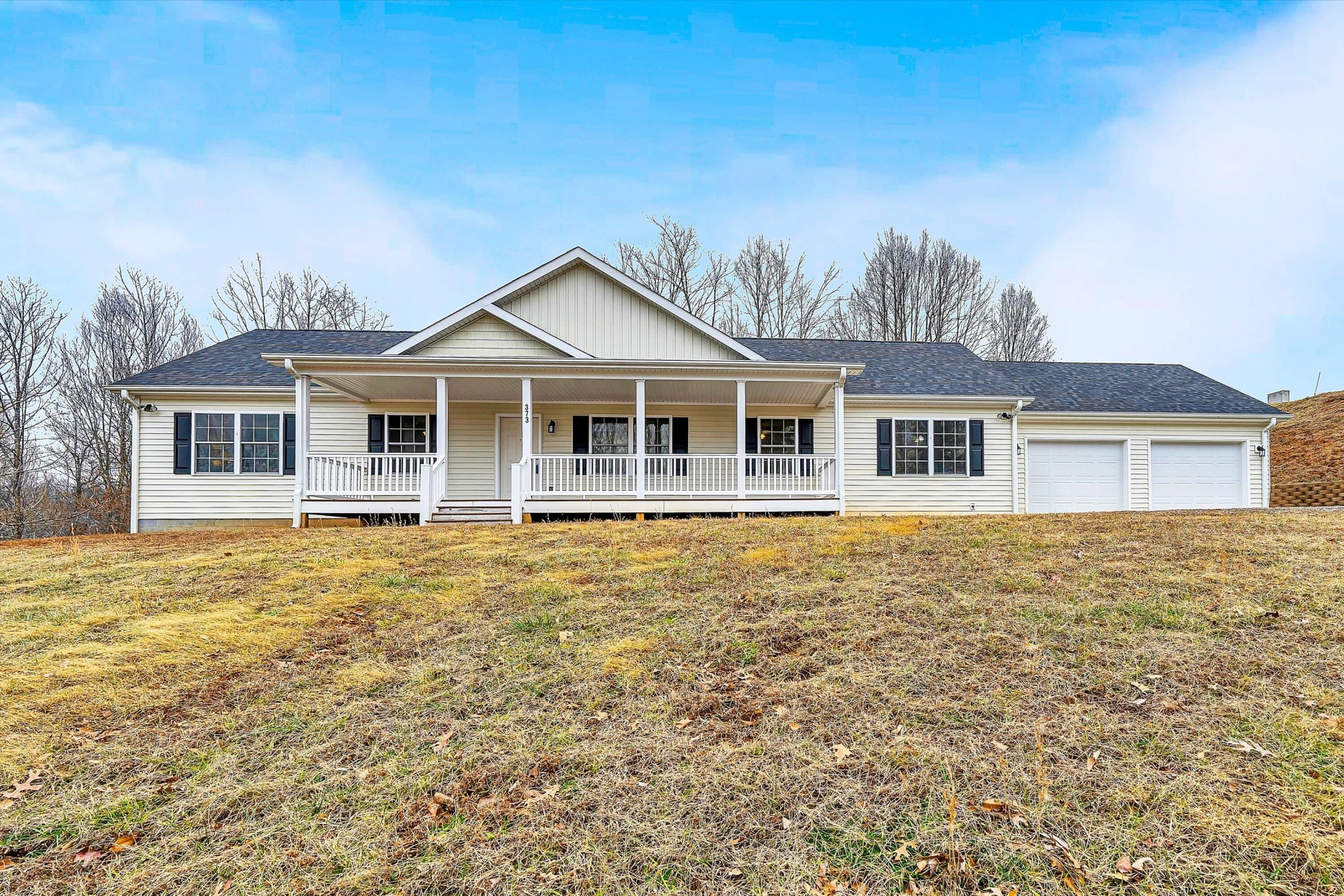 373 MOUNTAIN TOP DR