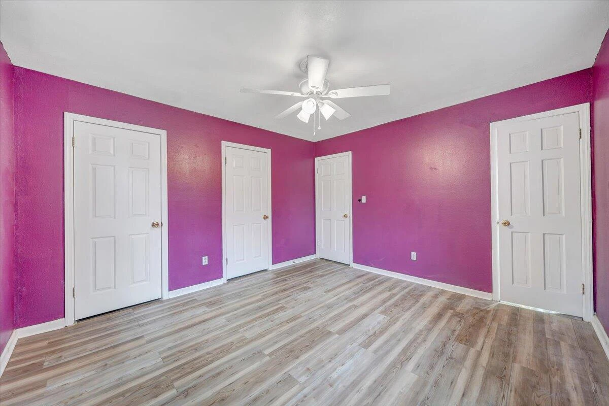 2546 Willowlawn ST - Photo 15