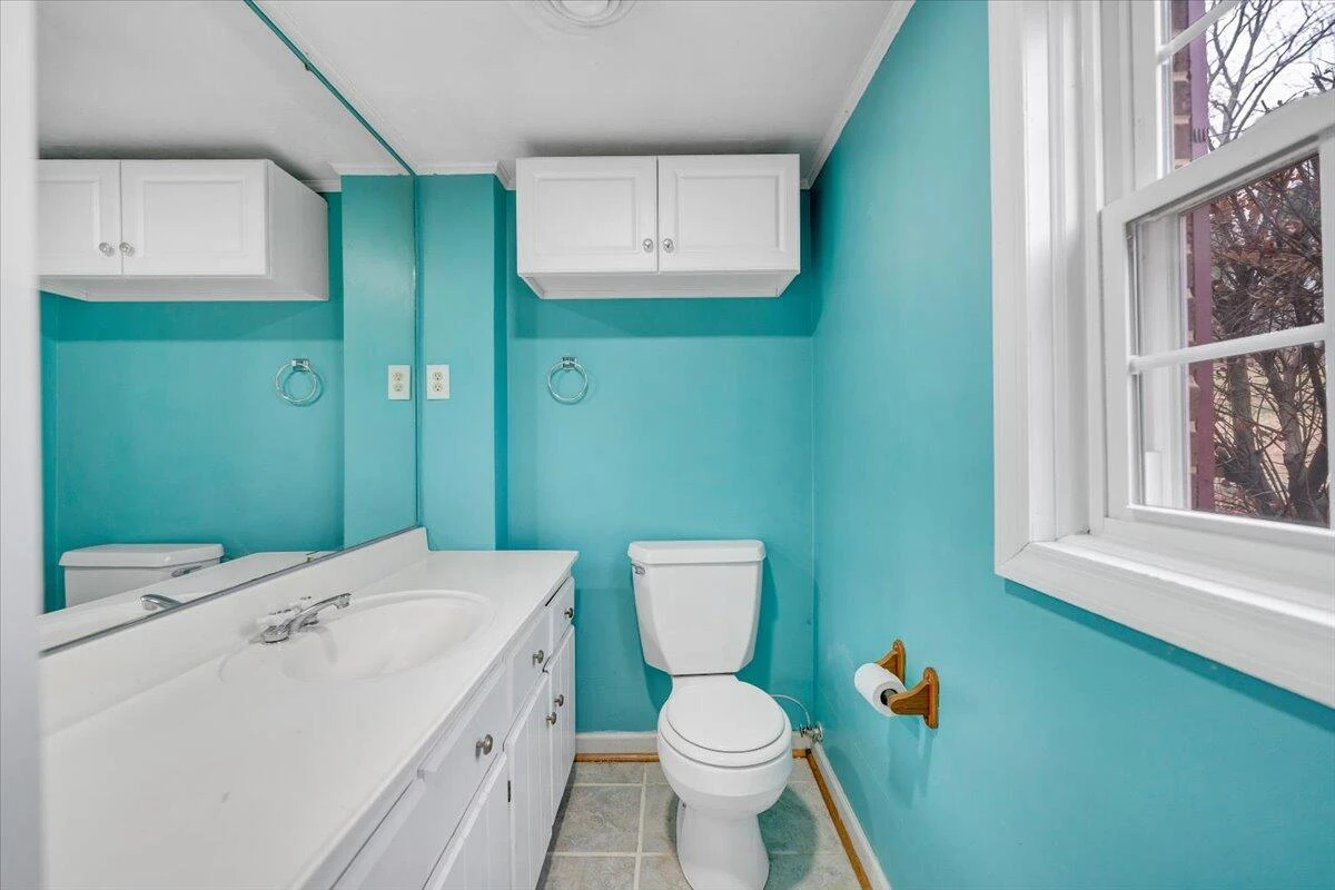 2546 Willowlawn ST - Photo 30
