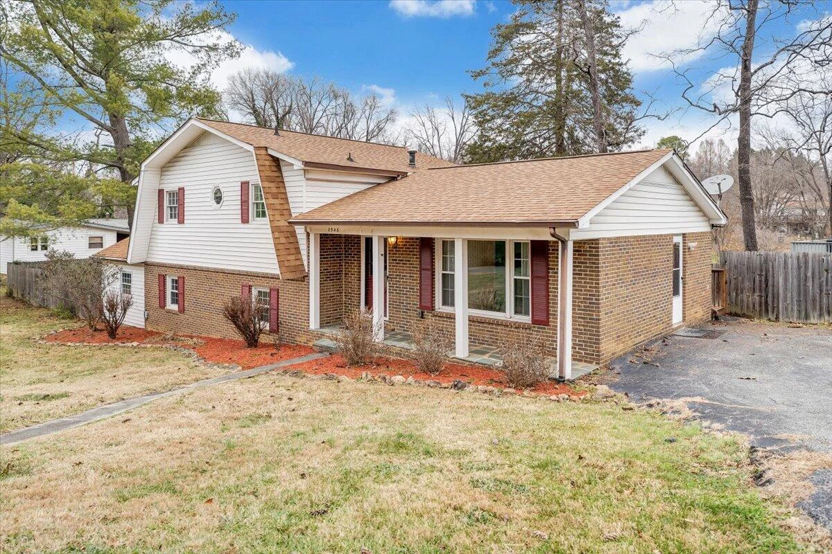 2546 Willowlawn ST - Photo 48
