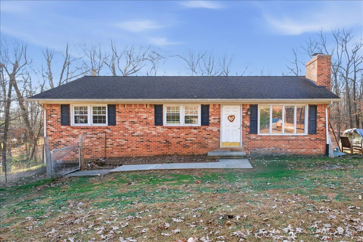 2835 Edwardsville RD