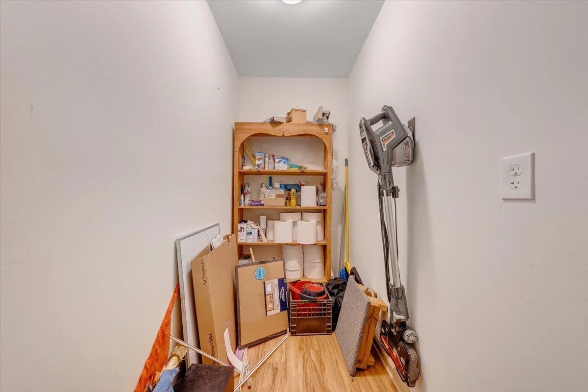 418 N Beverly AVE - Photo 15