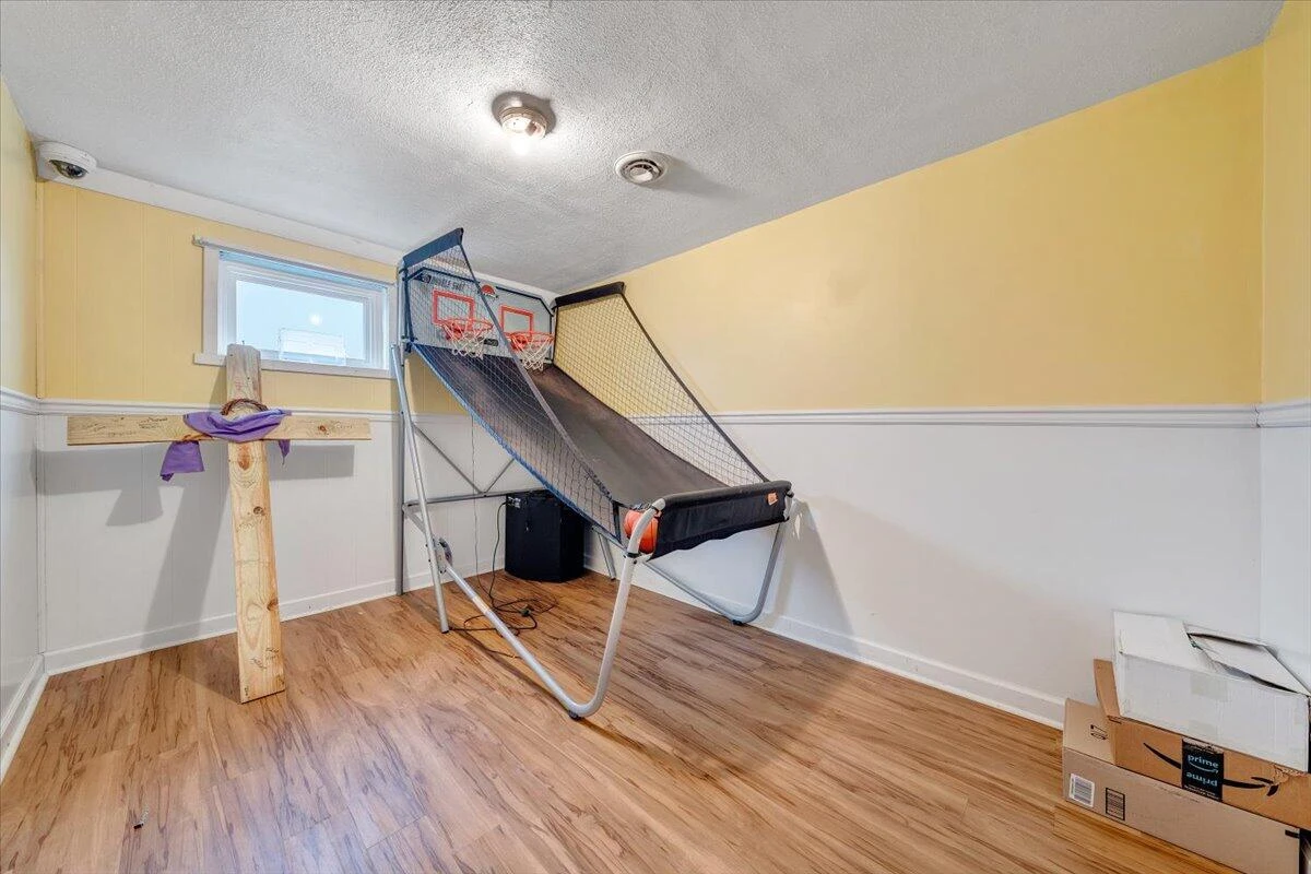 418 N Beverly AVE - Photo 28