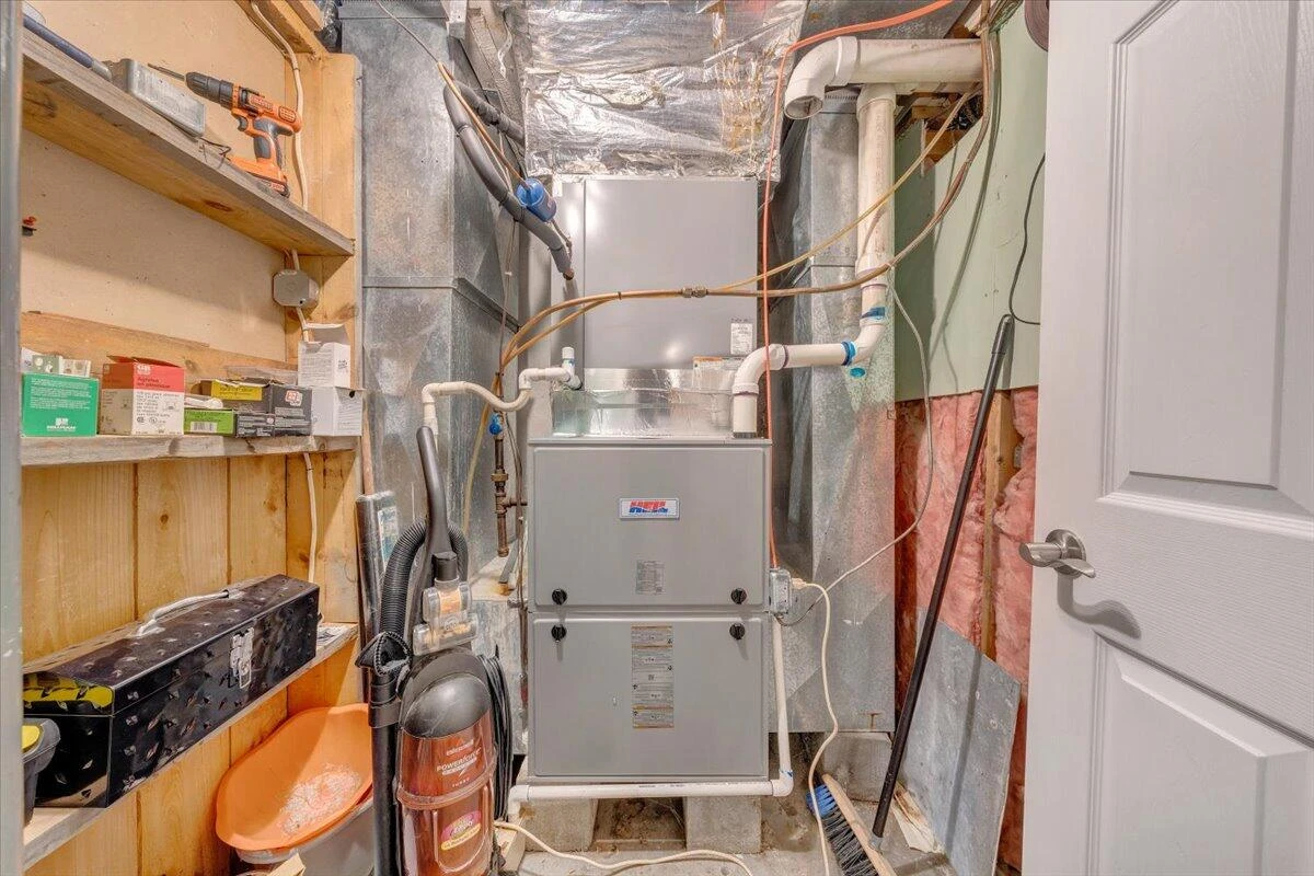 418 N Beverly AVE - Photo 37