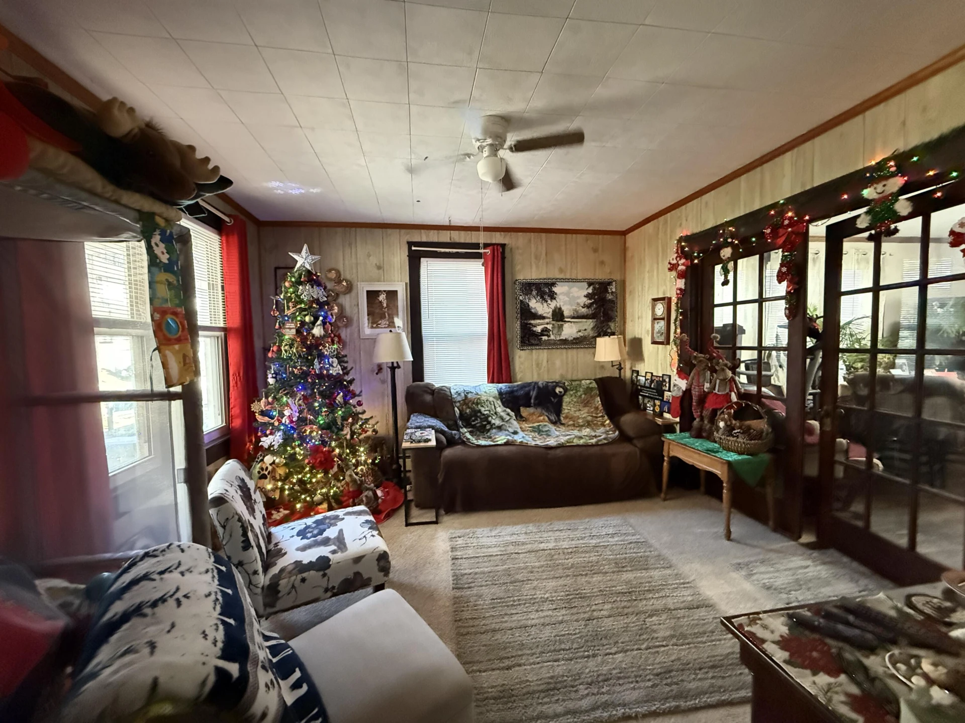 617 Roxbury ST - Photo 5