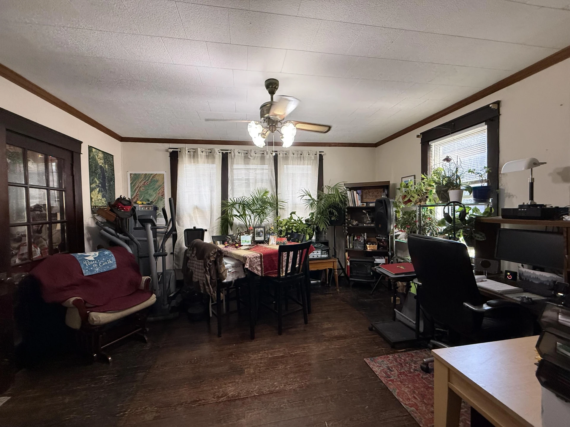 617 Roxbury ST - Photo 6