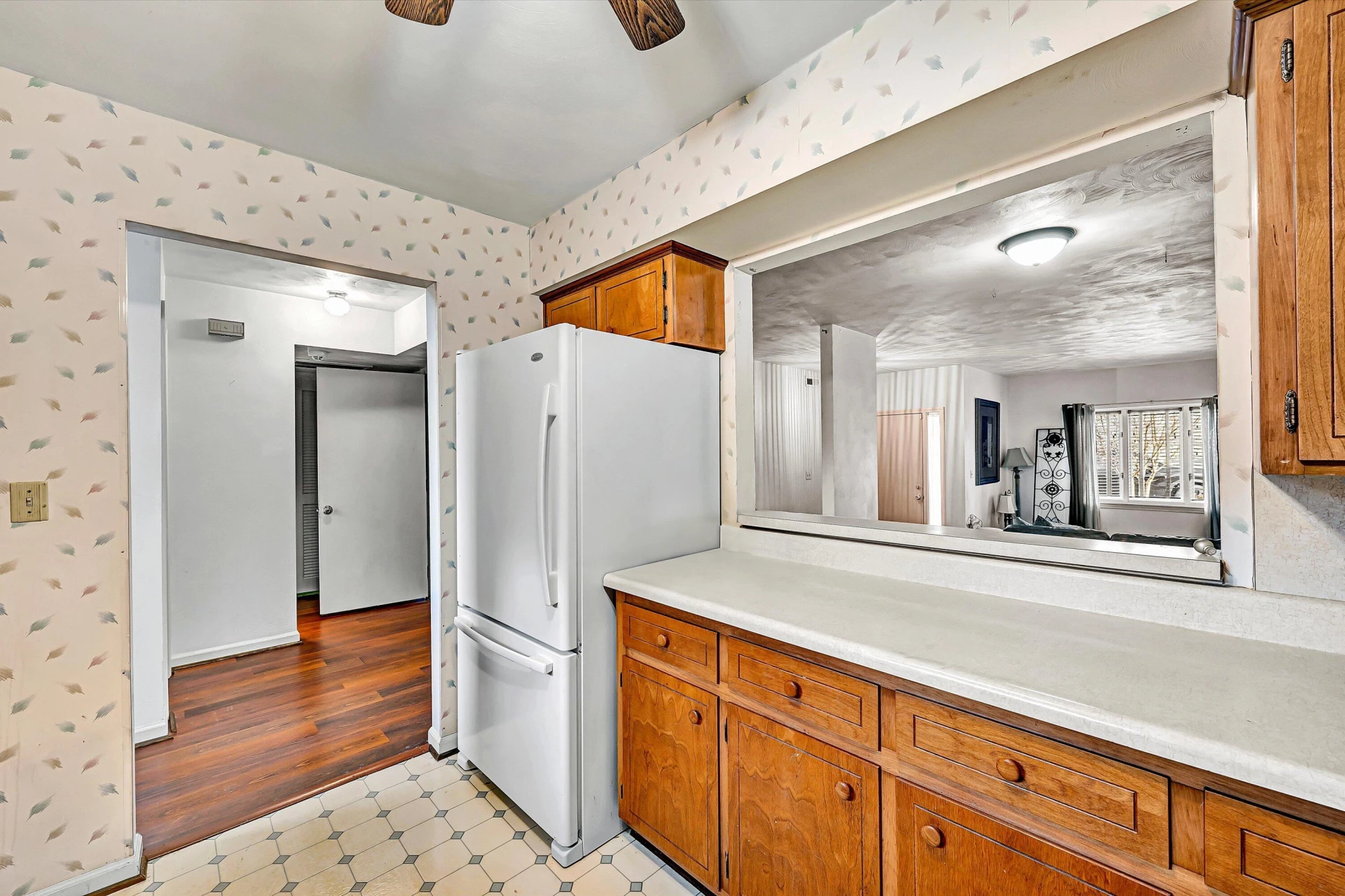517 Dillon DR - Photo 12