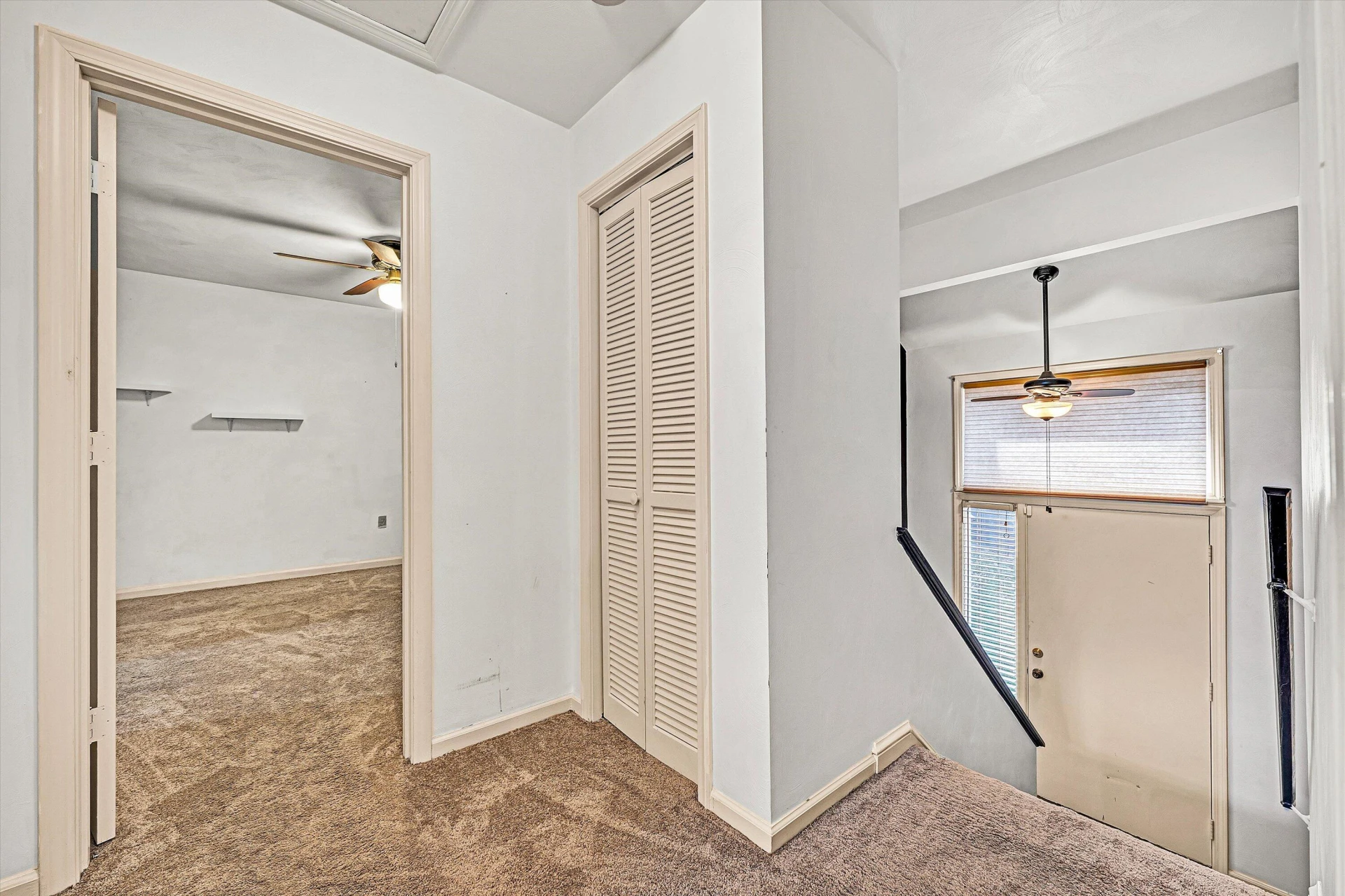 517 Dillon DR - Photo 17