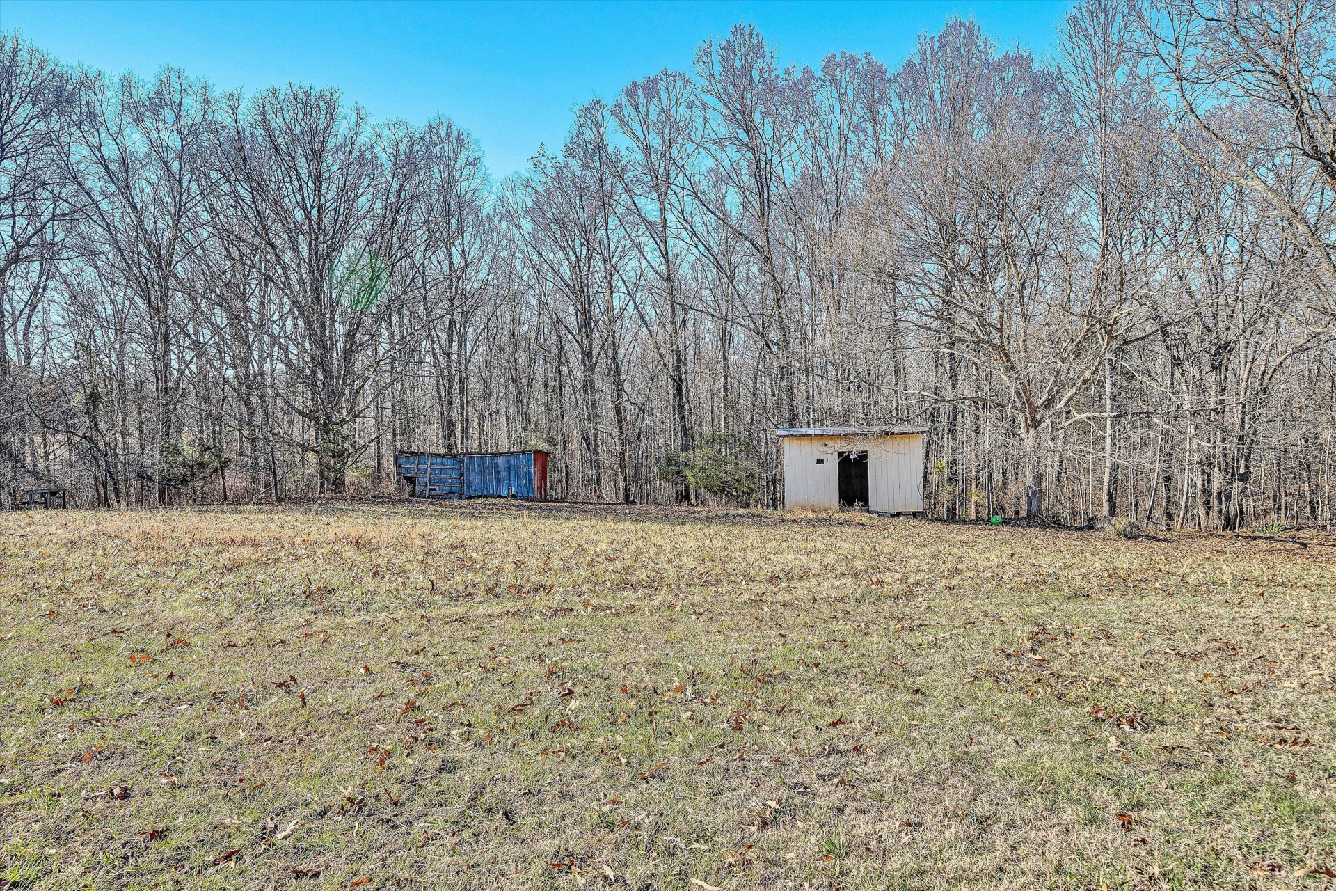 1075 Breezy Hill RD - Photo 21