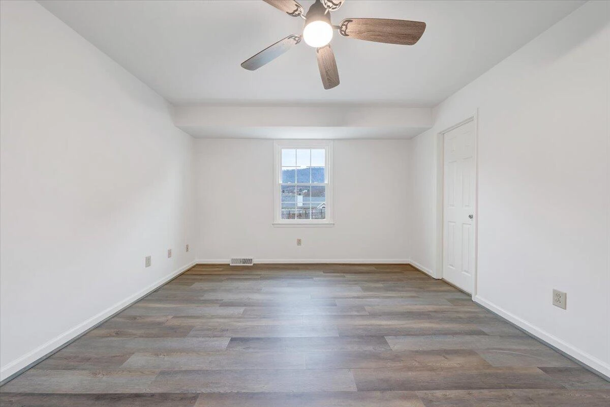 5030 Jonathan LN - Photo 15
