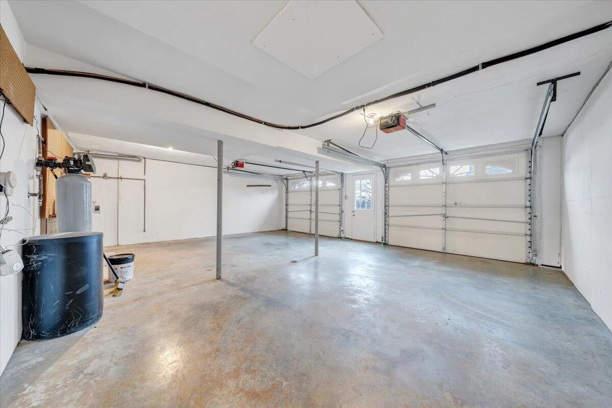 5030 Jonathan LN - Photo 30