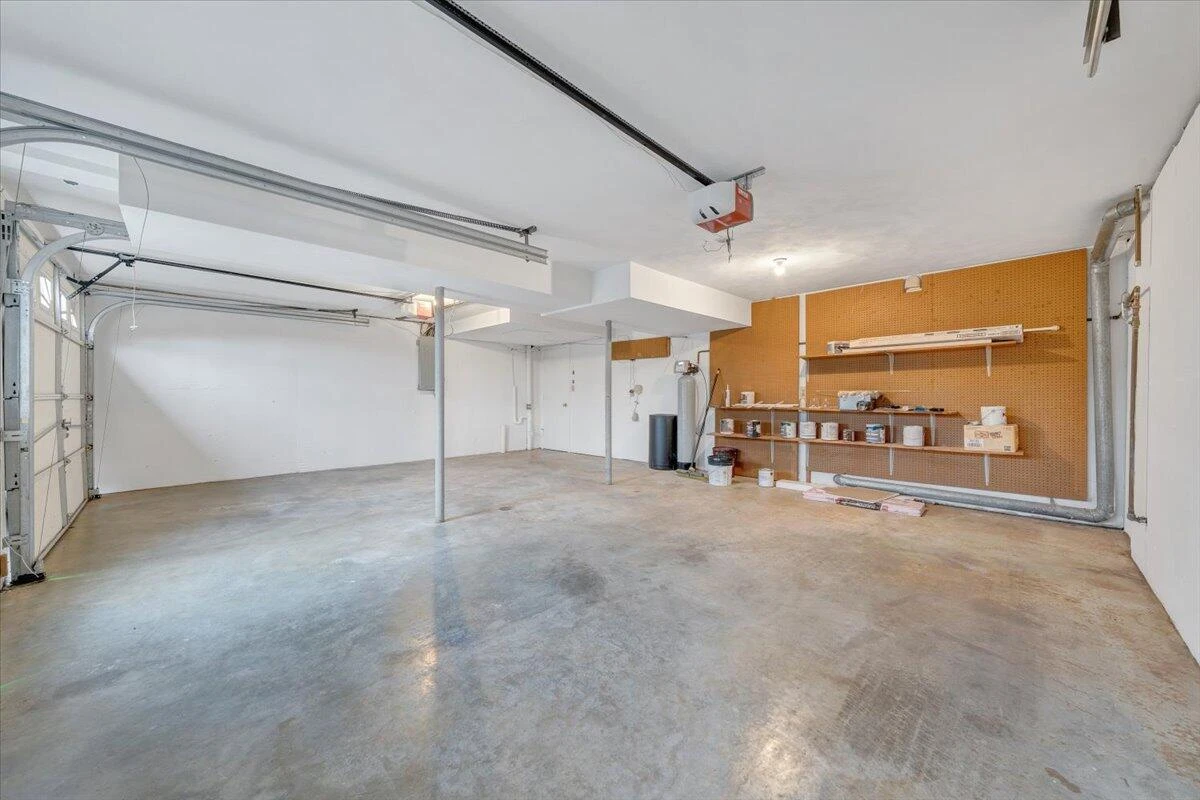 5030 Jonathan LN - Photo 32