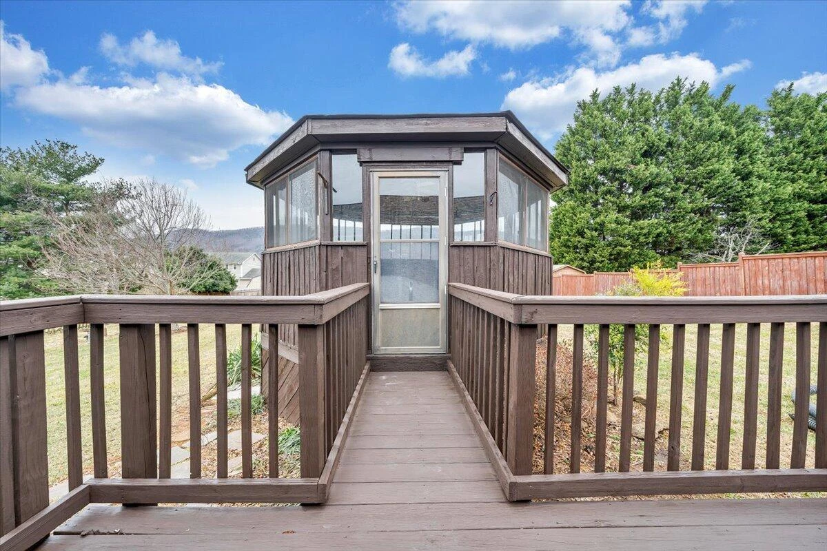 5030 Jonathan LN - Photo 34