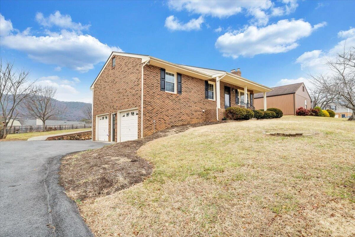 5030 Jonathan LN - Photo 41