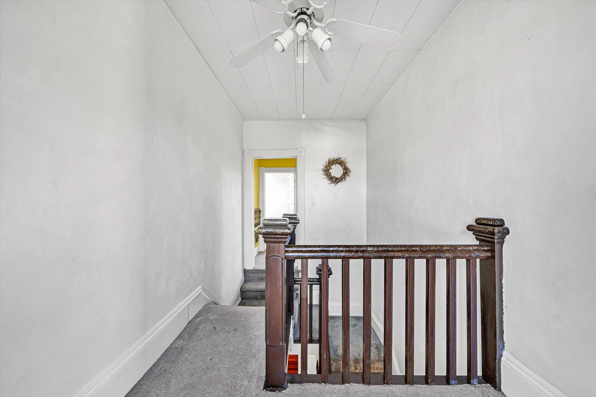 8 Middle ST - Photo 28